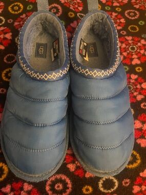 UGG Men's Navy Quilted Puffer Slip-On Sandals